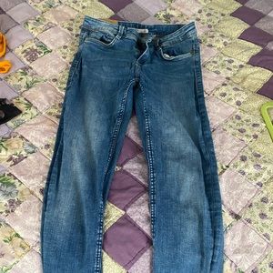 Zara jeans